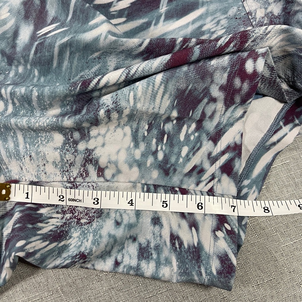 Lululemon Pace Breaker 7" Linerless Shorts Mens Large Flicker Utility Blue Print - Picture 12 of 15
